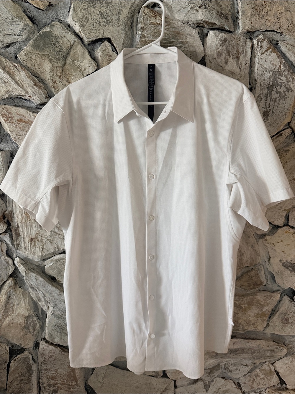 lululemon athletica Airing Easy White Short-Sleeve Button-Down Shirt